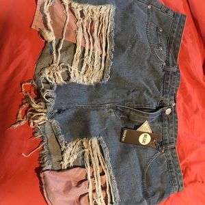 Never worn boohoo jean shorts
